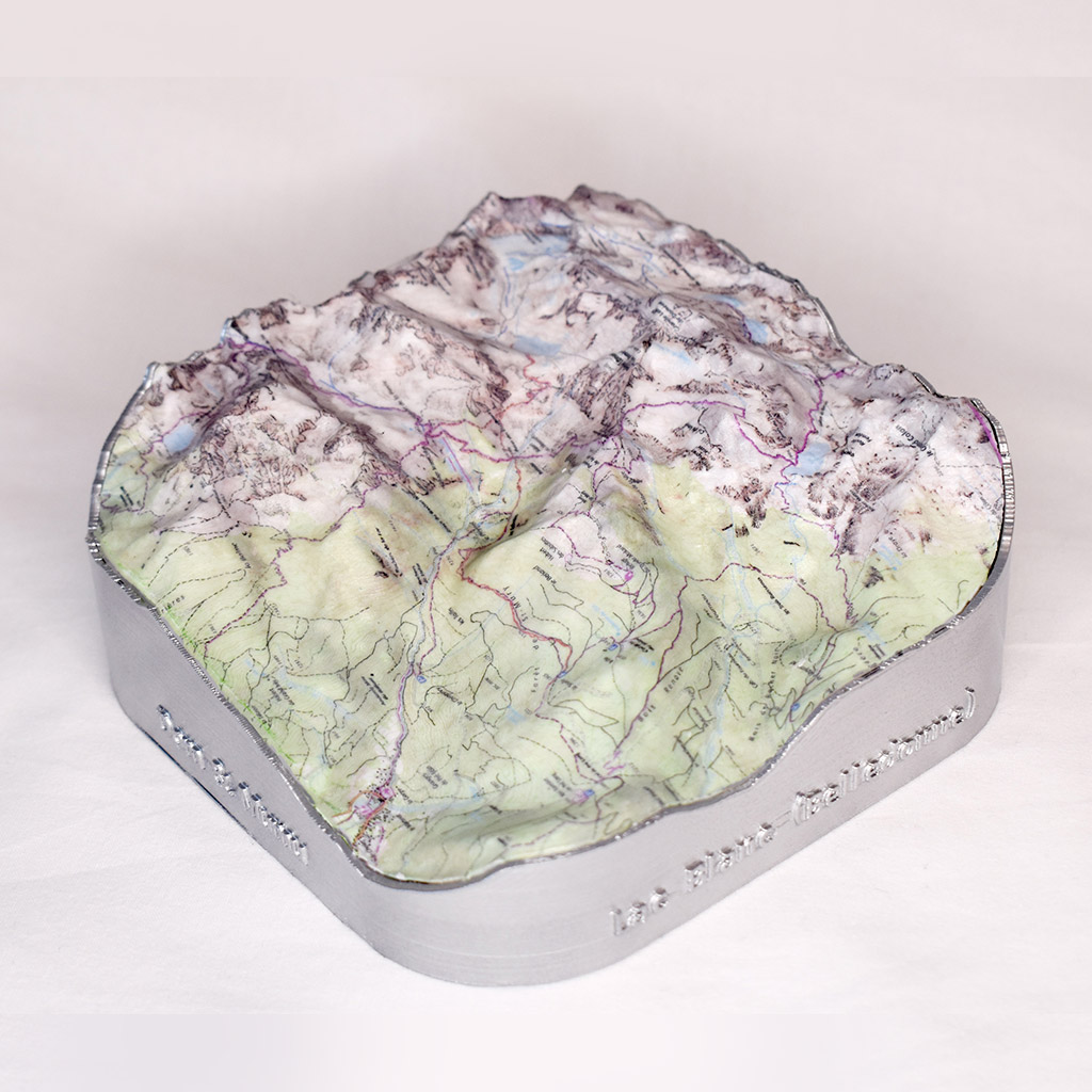 Carte topographique personnalisable en relief 3D